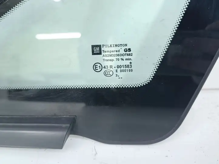 Opel Astra J (2012 - 2015) 13390012 Треугольное стекло кузова — фото 4