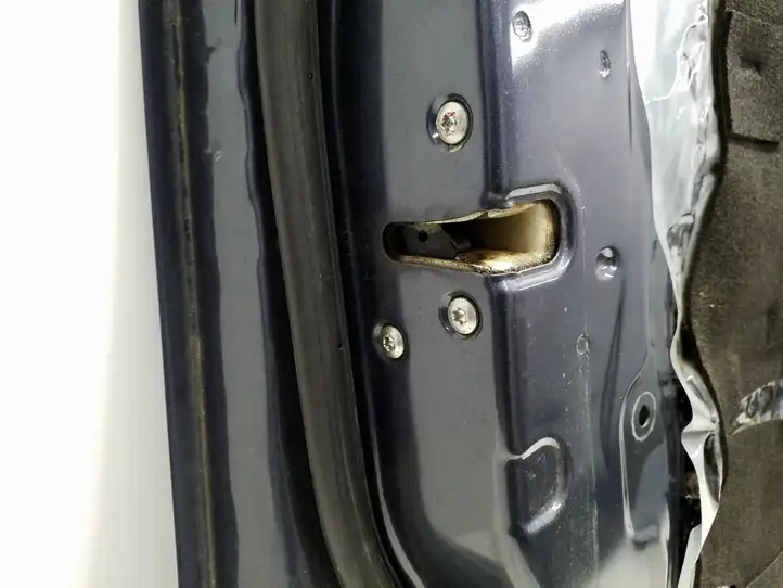 Mitsubishi L200 (2006 - 2014) Дверь — фото 3