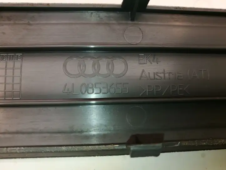 Audi Q7 4L (2005 - 2009) 4L0853655 Внутренняя отделка переднего порога — фото 3