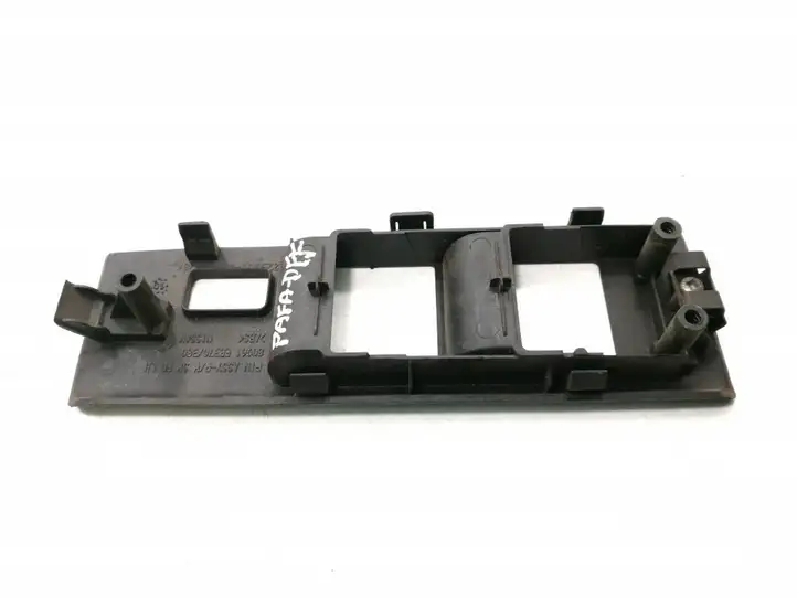 Nissan Pathfinder R51 (2005 - 2012) 2259004216A Накладка кнопки стеклоподъемника — фото 3