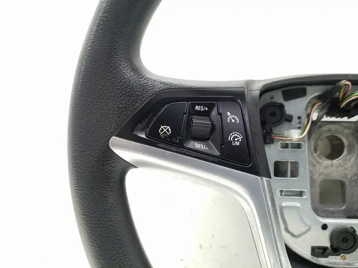 Opel Zafira C (2014 - 2016) 13351039 Руль — фото 3