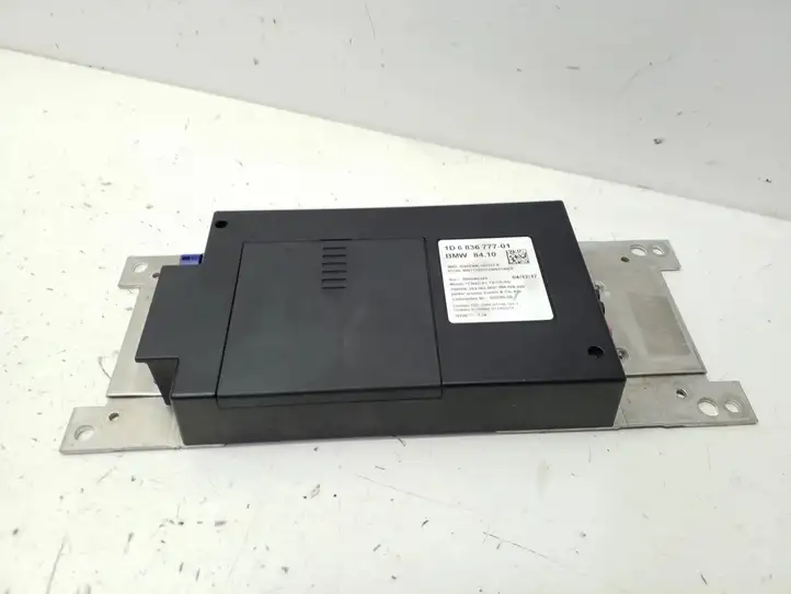 BMW X3 F25 (2010 - 2017) 55076010 Блок GSM — фото 8