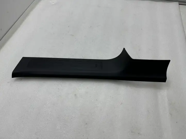 Tesla Model X (2021 - ) 162648400C Внутренняя отделка заднего порога — фото 3