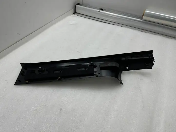 Tesla Model X (2021 - ) 162648400C Внутренняя отделка заднего порога — фото 4