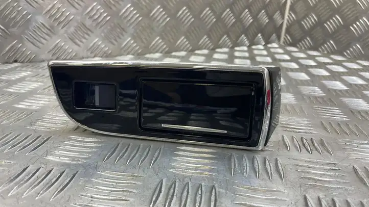Jaguar XJ X351 (2009 - 2019) AW9314B442BF Дверная пепельница — фото 1