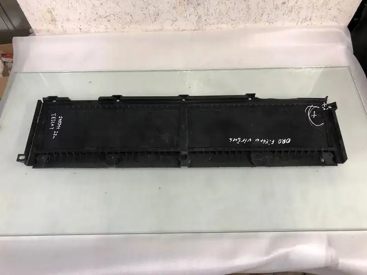 Tesla Model Y (2019 - 2024) 149516700B Рама микрофильтра воздуха — фото 1