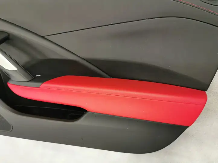 Chevrolet Corvette C7 (2014 - 2019) 22873488 Обшивка передней двери — фото 6