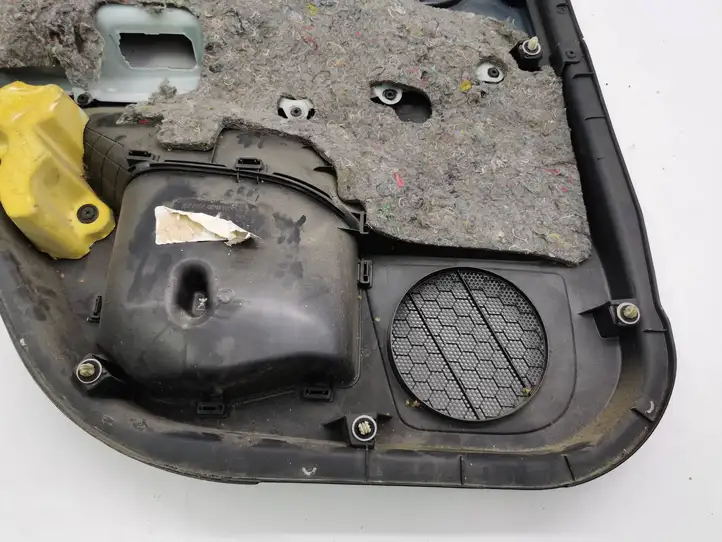 Toyota Auris 150 (2006 - 2012) 6778702010 Обшивка задней двери — фото 8