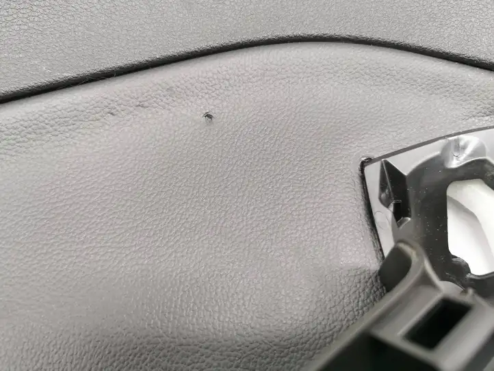 Ford Kuga II (2013 - 2019) EY52279 Обшивка задней двери — фото 3