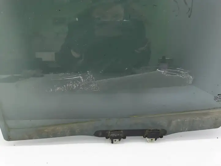 Honda CR-V (2004 - 2006) 43R008600 Стекло задней двери — фото 6