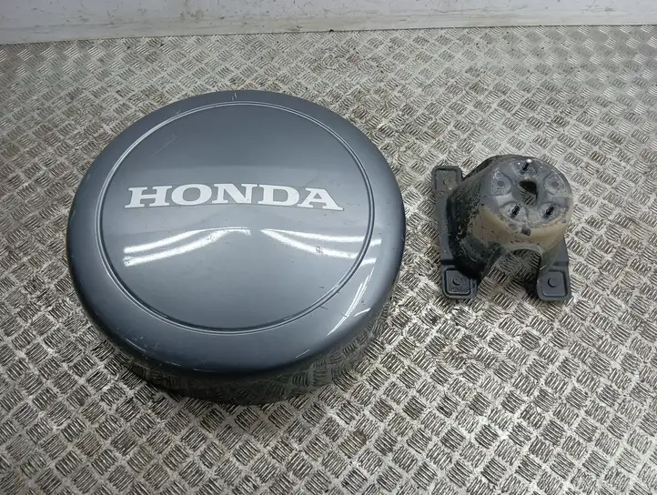 Honda CR-V (2004 - 2006) Кронштейн запасного колеса — фото 1