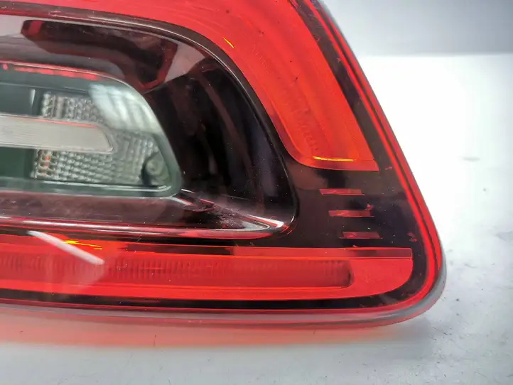Renault Kadjar (2015 - 2018) 265508898R Задний фонарь в крышке багажника — фото 9