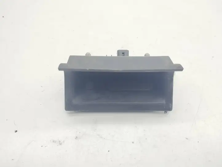 Honda CR-V (2012 - 2016) Кнопка закрытия крышки багажника — фото 1