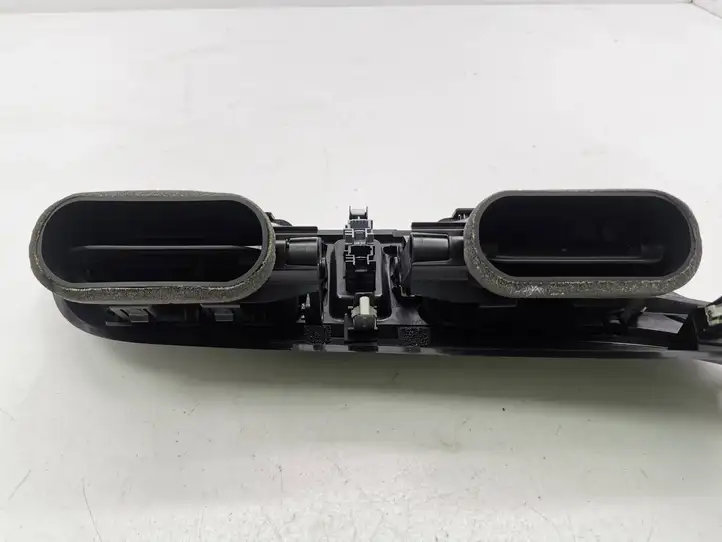 Renault Kadjar (2015 - 2018) 00209442 Центральный воздушный дефлектор — фото 6