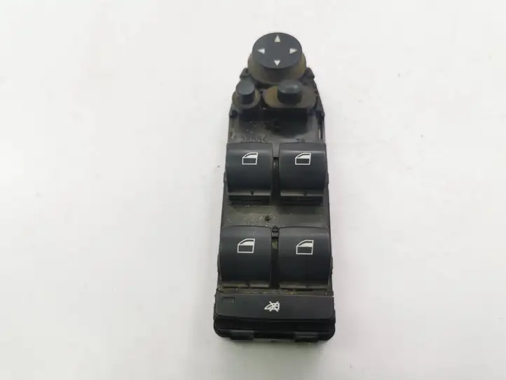 BMW 5 E60 E61 (2004 - 2010) 9122111 Кнопка стеклоподъемников — фото 1