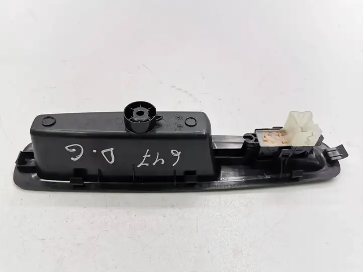 Renault Kadjar (2015 - 2018) 156088770 Кнопка стеклоподъемников — фото 4