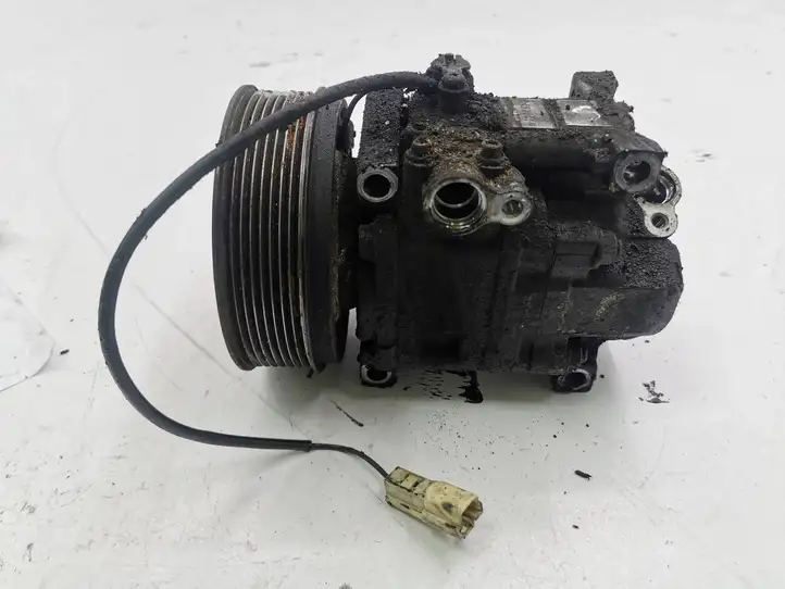 Mazda 5 (2005 - 2010) C1508566 Компрессор (насос) кондиционера воздуха — фото 1