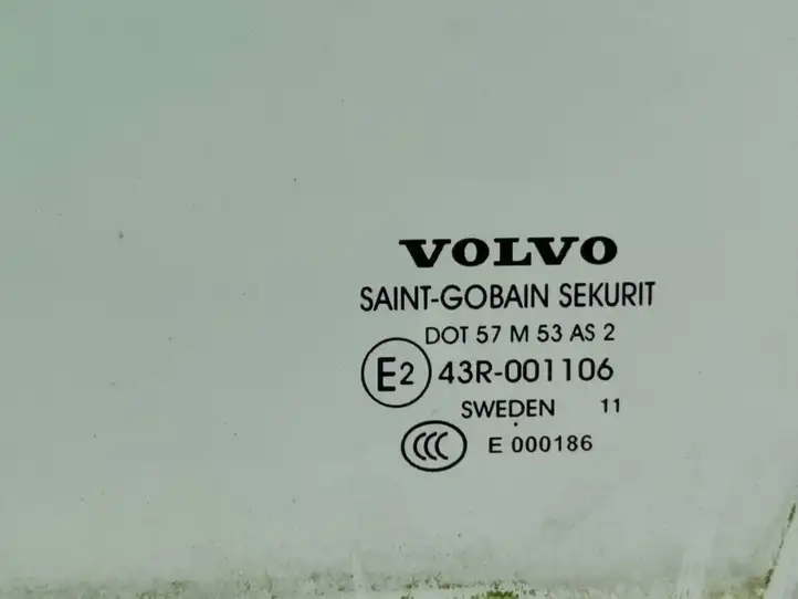 Volvo V60 (2010 - 2013) E243R001106 Стекло передней двери — фото 2