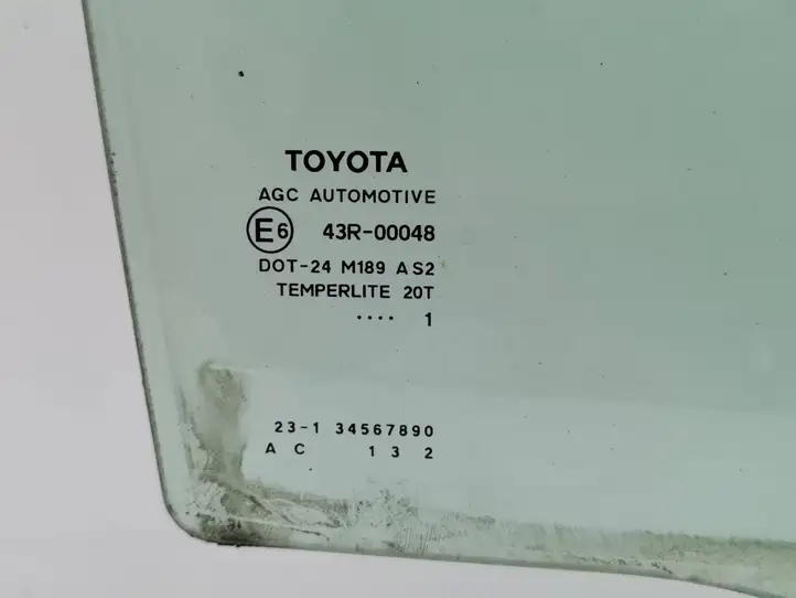 Toyota Auris 150 (2006 - 2012) E643R00048 Стекло задней двери — фото 2