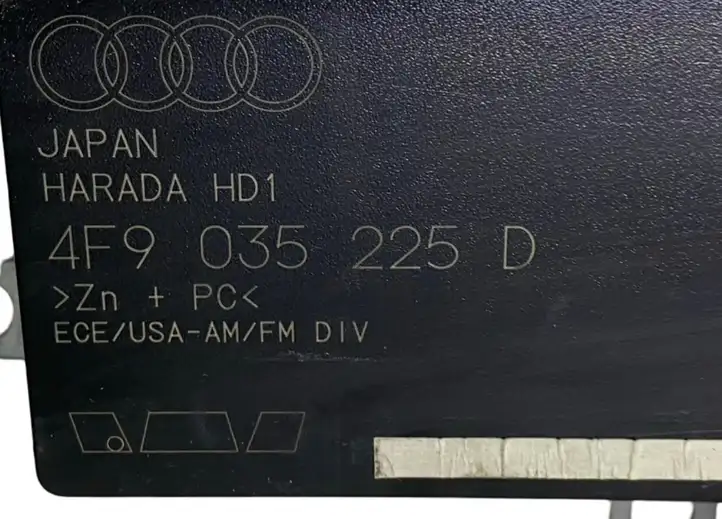 Audi A6 S6 C6 4F (2004 - 2008) 4F9035225D Усилитель антенны — фото 6