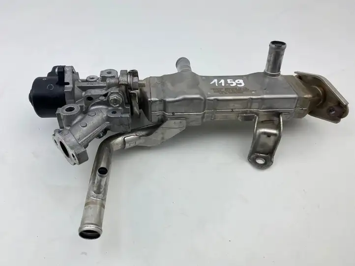 Toyota Prius+ (ZVW40) (2011 - 2018) 2562037120 Охладитель клапана EGR — фото 3
