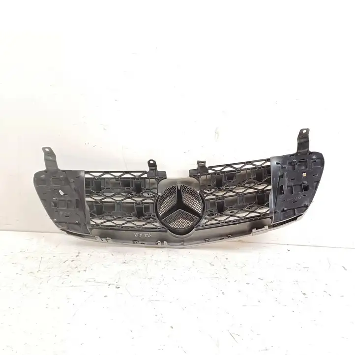 Mercedes-Benz R W251 (2005 - 2013) A2518800283 Передняя решетка — фото 9
