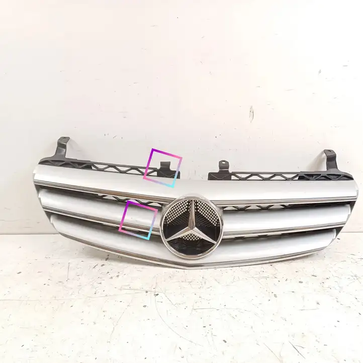 Mercedes-Benz R W251 (2005 - 2013) A2518800283 Передняя решетка — фото 14