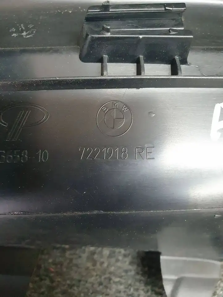 BMW 3 F30 F35 F31 (2012 - 2018) 7221918 Прочие детали салона — фото 3