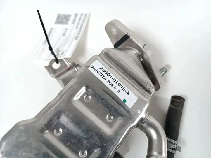 Toyota Corolla E210 E21 (2018 - ) 25601-0T010 Охладитель клапана EGR — фото 3