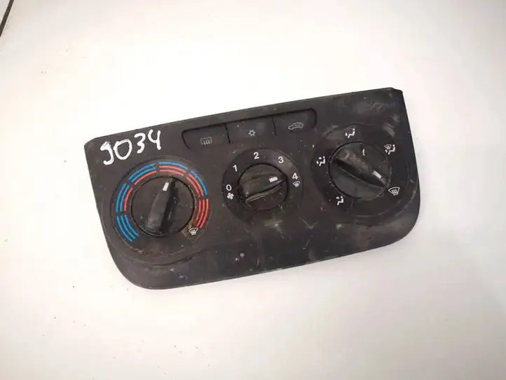 Fiat Punto (188) (1999 - 2010) 5d3140300 Прочие детали салона — фото 1