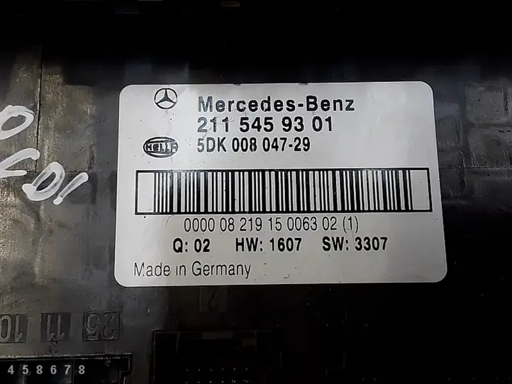 Mercedes-Benz E W211 (2002 - 2009) 2115459301 Блок предохранителей — фото 3