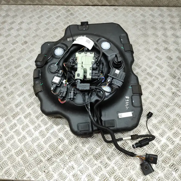 Volkswagen Touareg II (2010 - 2018) 7P0131878 Насос AdBlue — фото 3