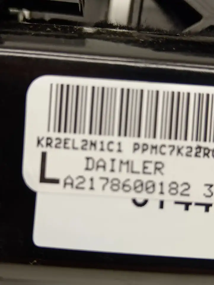Mercedes-Benz S C217 (2015 - 2020) A2178600182 Электродвигатель регулировки ремня безопасности — фото 3