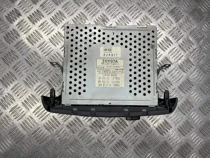 Toyota Yaris (1999 - 2003) 8612052011 Магнитола / мультимедийная система — фото 4