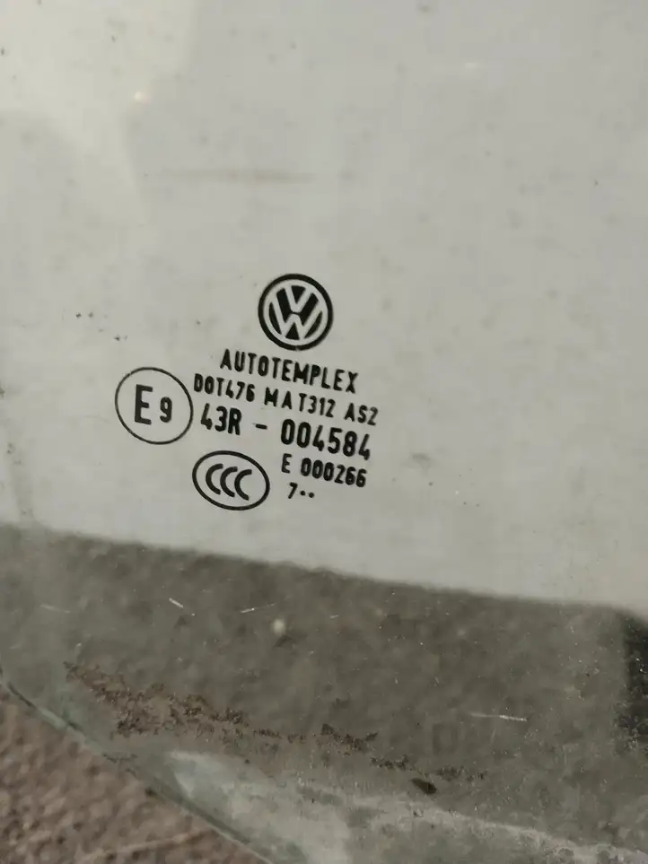 Volkswagen Jetta V (2005 - 2010) Стекло задней двери — фото 3