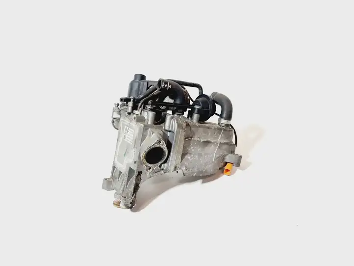 Audi A4 S4 B8 8K (2007 - 2011) 059131515R Охладитель клапана EGR — фото 5
