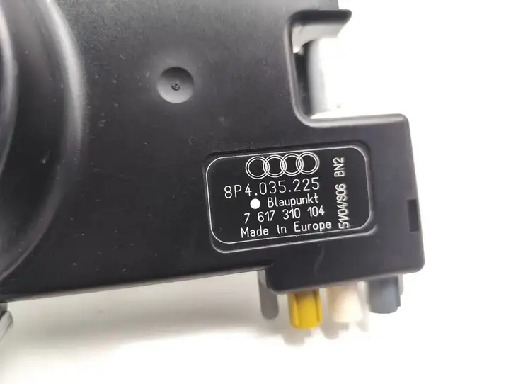 Audi A3/S3 8P (2004 - 2008) 8P4035225 Усилитель антенны — фото 6