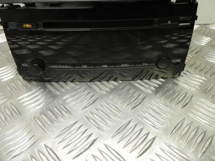 Toyota Prius (XW20) (2003 - 2009) 8611047081 Магнитола / мультимедийная система — фото 2
