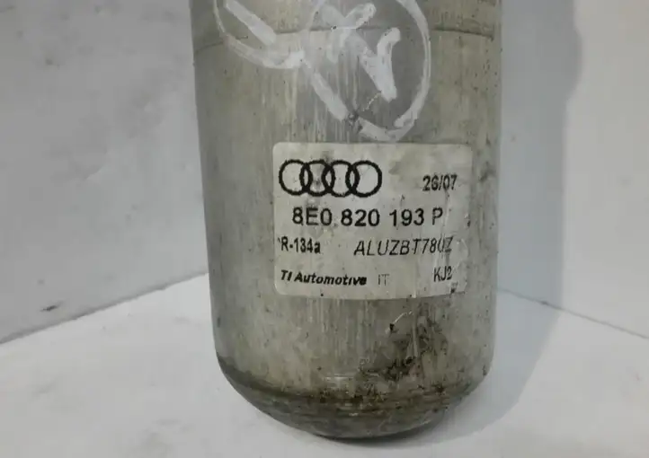 Audi A4 S4 B7 8E 8H (2004 - 2009) 8E0820193P Осушитель кондиционера — фото 7
