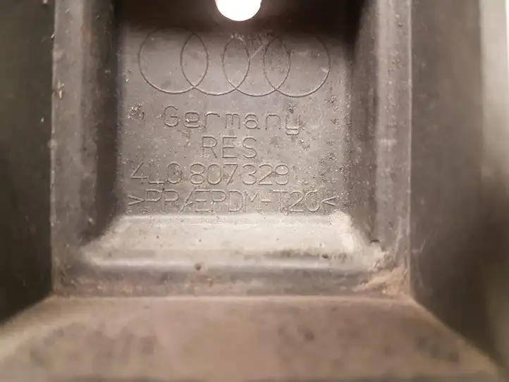 Audi Q7 4L (2005 - 2009) 4L0807329 Кронштейн заднего бампера — фото 3