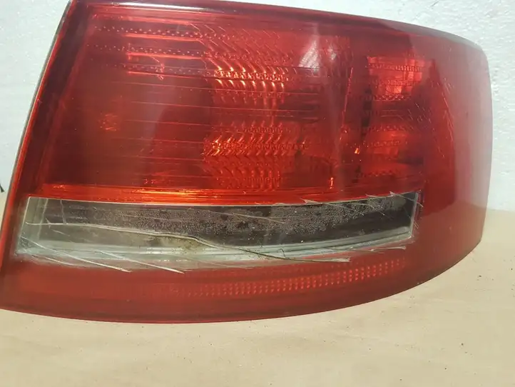 Audi A6 S6 C6 4F (2004 - 2008) 4F5945096D Задний фонарь в кузове — фото 1