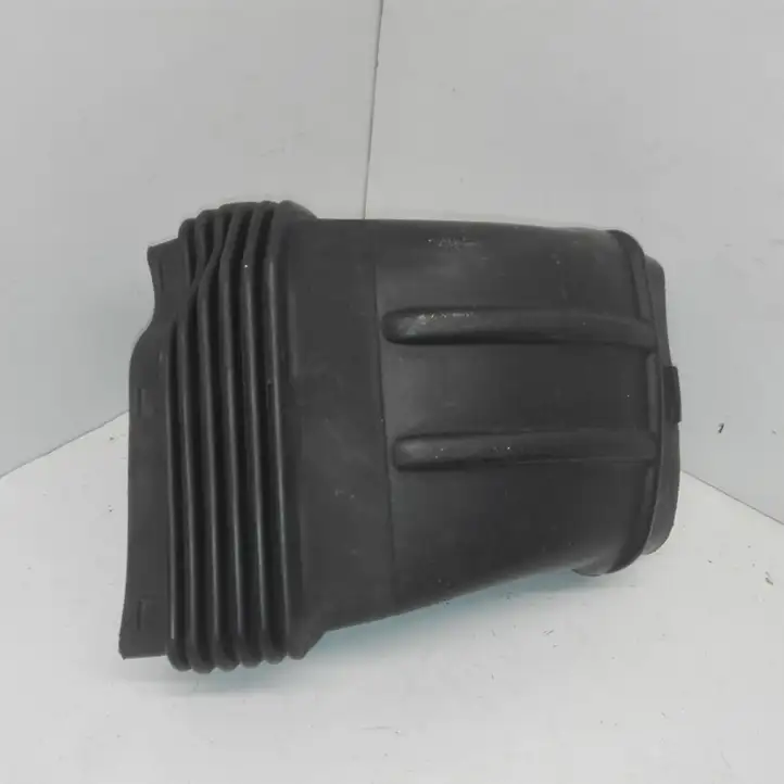 Audi A6 S6 C6 4F (2004 - 2008) 4F0129739B Детали воздухозаборника — фото 4