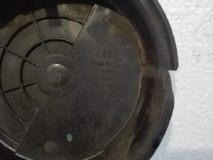 Audi A3/S3 8L (2000 - 2003) E059109123AA Защита ремня ГРМ — фото 4