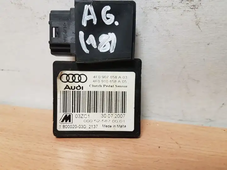Audi A6 S6 C6 4F (2004 - 2008) 4F0907658A Прочие блоки управления — фото 1