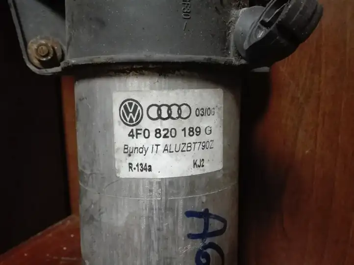 Audi A6 S6 C6 4F (2004 - 2008) 4F0820189G Осушитель кондиционера — фото 3