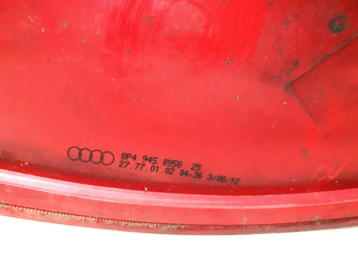 Audi A3/S3 8P (2004 - 2008) 8P4945095G Задний фонарь в кузове — фото 4