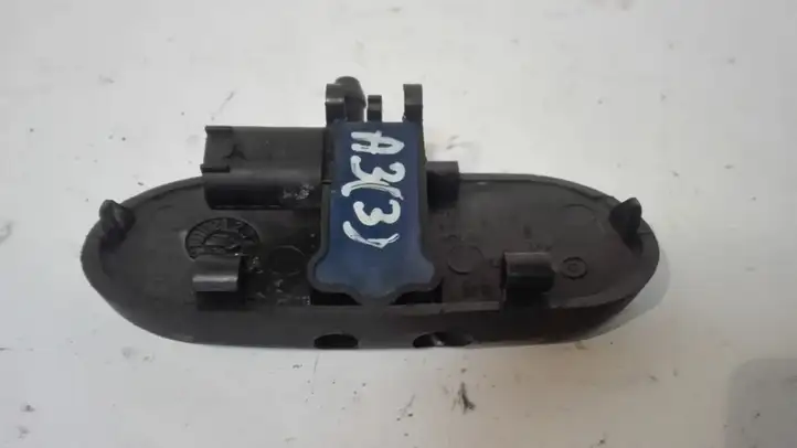 Audi A3/S3 8P (2004 - 2008) 8P0955987C Форсунка омывателя лобового стекла — фото 1