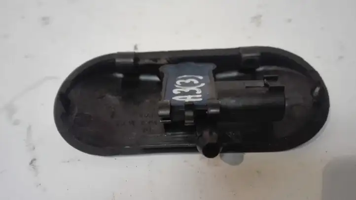 Audi A3/S3 8P (2004 - 2008) 8P0955987C Форсунка омывателя лобового стекла — фото 2