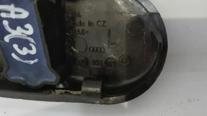 Audi A3/S3 8P (2004 - 2008) 8P0955987C Форсунка омывателя лобового стекла — фото 4