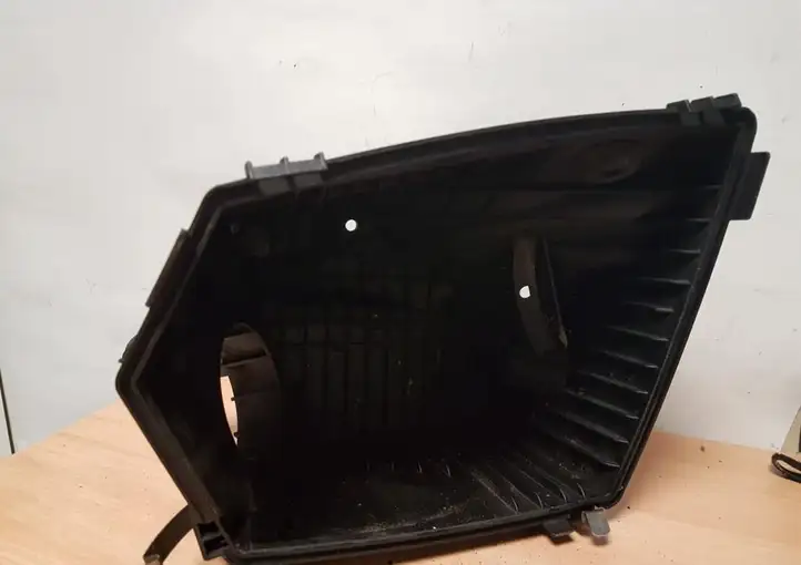 Audi A6 S6 C6 4F (2004 - 2008) 4F0133835H Корпус воздушного фильтра — фото 3